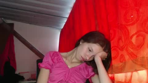 sweetdam12 online show from December 17, 9:16 pm