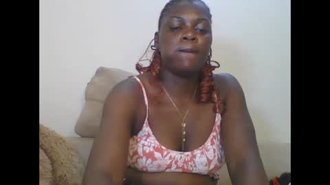 Snapshot of sweetdarkskin chatting on June 9, 2:28 pm CLARIS online show from June 9, 2:28 pm