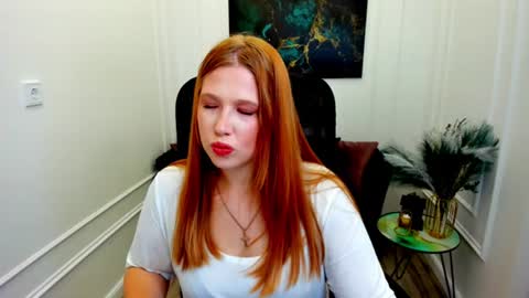 Snapshot of sweetdaylight chatting on May 15, 7:32 pm sweetdaylight online show from May 15, 7:32 pm