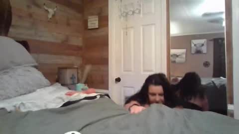 Snapshot of sweetdelight84 chatting on October 14, 12:50 pm kandy online show from October 14, 12:50 pm