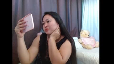 Lynn online show from May 17, 10:39 pm