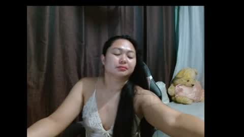 Snapshot of sweetdemurelady chatting on July 9, 7:18 pm Lynn online show from July 9, 7:18 pm