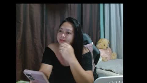Snapshot of sweetdemurelady chatting on July 20, 8:00 pm Lynn online show from July 20, 8:00 pm