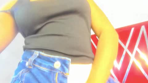 Snapshot of sweetdesireasm chatting on February 2, 9:24 pm Sweet Desire online show from February 2, 9:24 pm