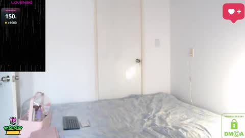         online show from April 23, 5:26 pm