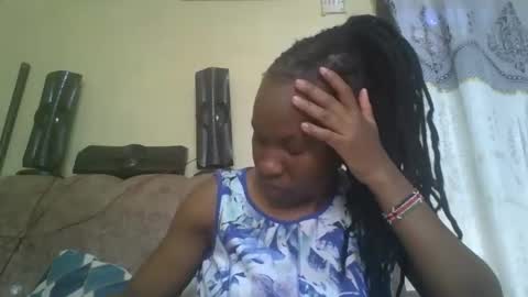 sweetdiva2012 online show from January 10, 7:10 am