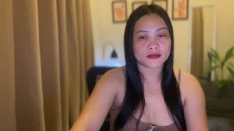 Snapshot of sweetestsmile_ chatting on June 20, 11:57 am Khaye online show from June 20, 11:57 am