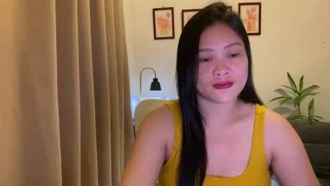 Snapshot of sweetestsmile_ chatting on July 5, 4:19 am Khaye online show from July 5, 4:19 am