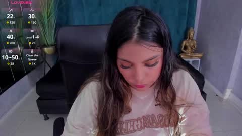Snapshot of sweetfabianaxl chatting on June 22, 7:00 pm Fabiana online show from June 22, 7:00 pm