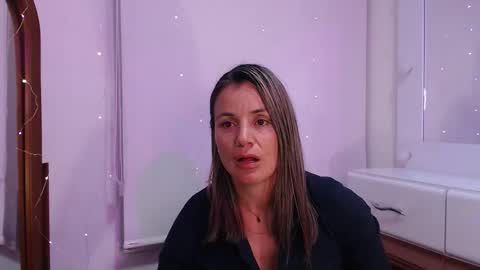 sweef online show from February 9, 11:09 pm