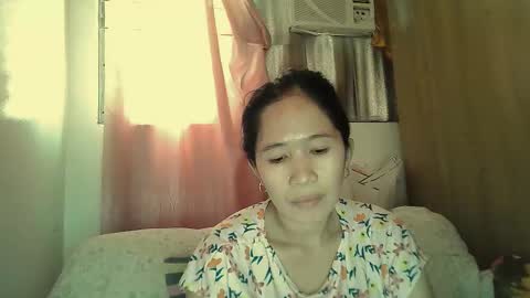 Snapshot of sweetfilipinawet chatting on September 10, 5:18 am Stacy online show from September 10, 5:18 am