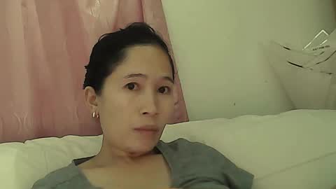 Snapshot of sweetfilipinawet chatting on October 18, 12:28 pm Stacy online show from October 18, 12:28 pm