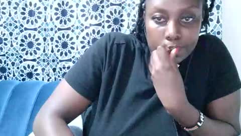 Snapshot of sweetgal11 chatting on January 16, 8:57 pm sweetgal11 online show from January 16, 8:57 pm