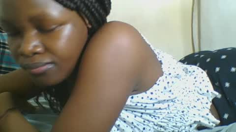 Snapshot of sweetgal2025 chatting on June 14, 8:22 pm EUNICE online show from June 14, 8:22 pm
