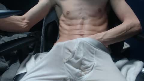 Snapshot of sweetgesus chatting on January 8, 5:21 am sweetgesus online show from January 8, 5:21 am