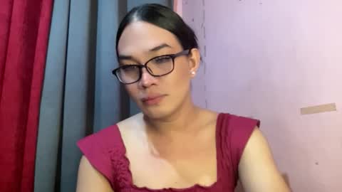 sweetgirl_rhainexxx online show from March 16, 12:38 am