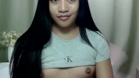 sweetgirly_jessa online show from March 15, 11:11 pm