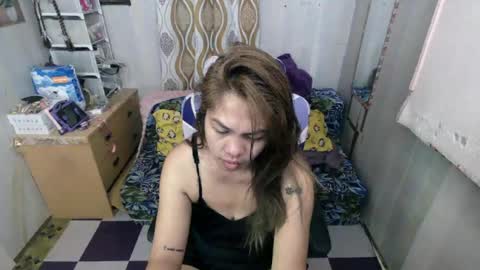Snapshot of sweetgrace25 chatting on July 19, 10:13 pm IM YOUR GRACE online show from July 19, 10:13 pm