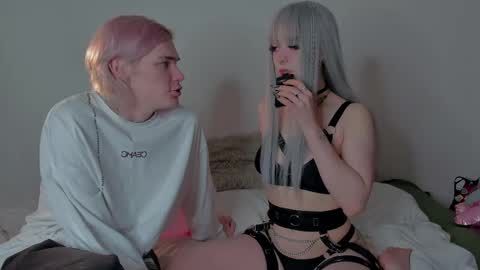 sweethearts_friends online show from February 23, 9:12 pm