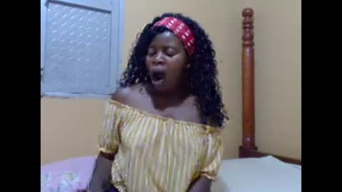 sweetib1 online show from January 13, 6:16 am