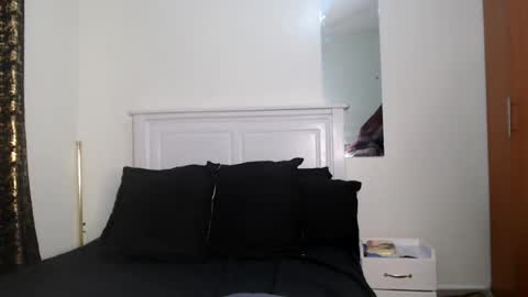 Snapshot of sweetice_01 chatting on July 15, 2:28 am euny online show from July 15, 2:28 am