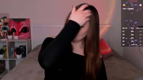 Hannah online show from March 21, 1:58 pm