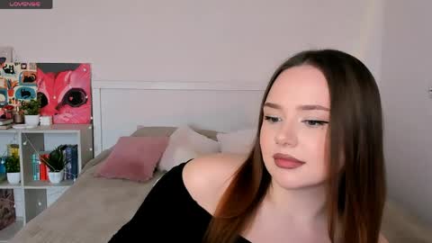Hannah online show from May 13, 2:14 pm