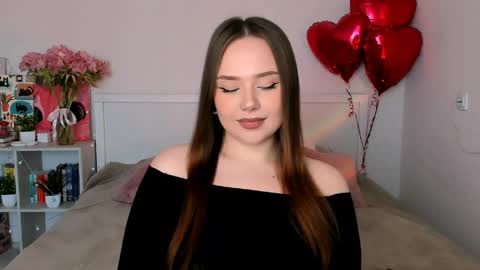 Hannah online show from May 27, 2:36 pm