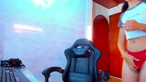 FOXXY online show from August 6, 11:56 am