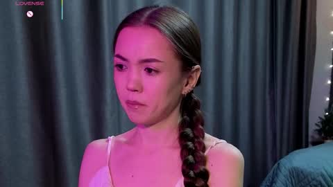 sweetieee_kira online show from February 6, 1:43 am