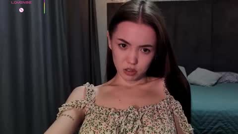 sweetieee_kira online show from February 25, 1:26 am