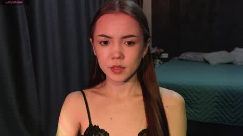 sweetieee_kira online show from April 17, 3:20 am