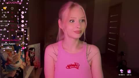 sweetie Lisa3 online show from September 20, 4:41 pm