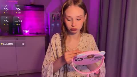 sweetie Lisa3 online show from February 19, 11:01 pm