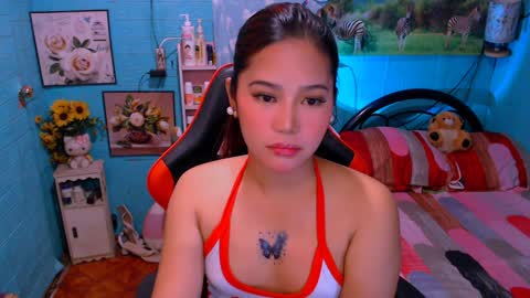 Nicole online show from January 28, 10:23 pm