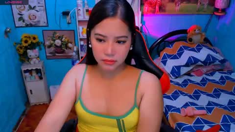 Nicole online show from March 5, 9:04 pm