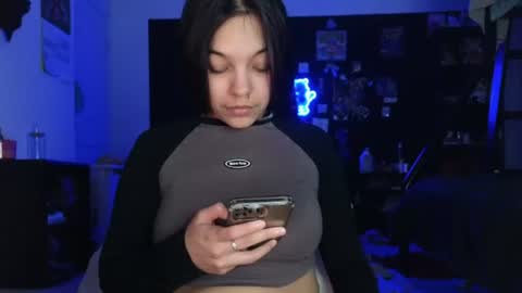 Snapshot of sweetieslikebutter chatting on July 20, 3:54 am Blu Sweets online show from July 20, 3:54 am
