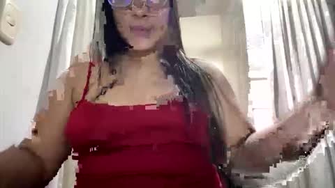 Snapshot of sweetigirl2000 chatting on March 23, 11:20 pm Sweetigirl online show from March 23, 11:20 pm