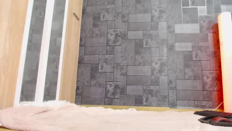 jessica online show from April 7, 2:50 pm