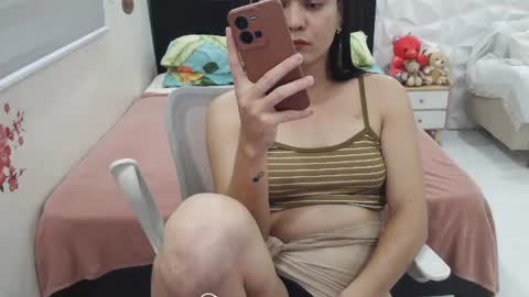 Snapshot of sweetjhenn69 chatting on June 23, 3:26 am sweetjhenn69 online show from June 23, 3:26 am