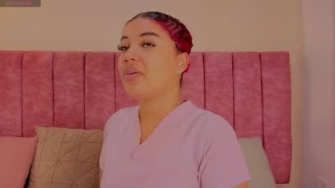 Snapshot of sweetkimmie_ chatting on April 25, 11:57 am Isabel online show from April 25, 11:57 am