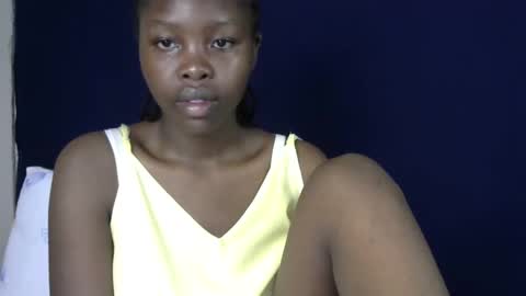 Snapshot of sweetkirrie chatting on May 10, 7:46 am sweetkirrie online show from May 10, 7:46 am
