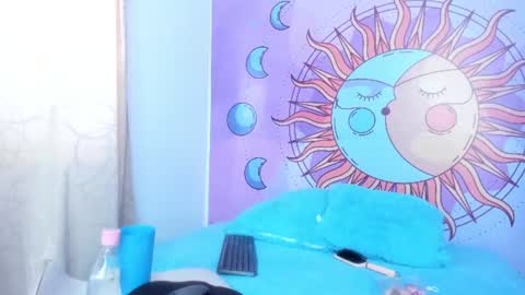 Snapshot of sweetkitty_20_ chatting on July 8, 8:24 pm sweetkitty_20_ online show from July 8, 8:24 pm