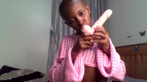 sweetkola online show from January 19, 4:11 pm