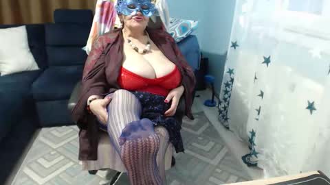 Snapshot of sweetladyrebeka chatting on April 4, 10:46 am Rebeka online show from April 4, 10:46 am