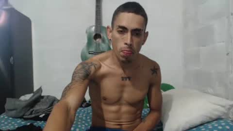 Snapshot of sweetlatinakim chatting on March 26, 10:26 pm Camilo online show from March 26, 10:26 pm