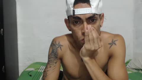 Snapshot of sweetlatinakim chatting on April 11, 2:32 pm Camilo online show from April 11, 2:32 pm