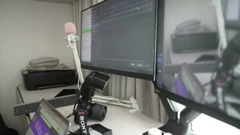 Snapshot of sweetlaurasaenz chatting on July 14, 5:51 pm Laura Saenz Geminis online show from July 14, 5:51 pm