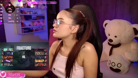 Snapshot of sweetlee_1 chatting on January 18, 10:06 pm online show from January 18, 10:06 pm