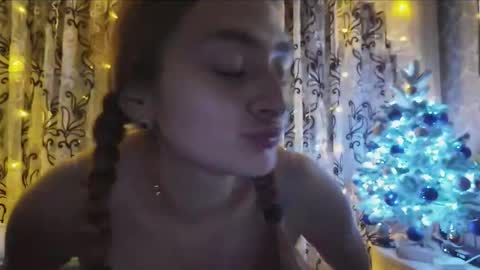 sweetliaison online show from January 9, 2:20 pm